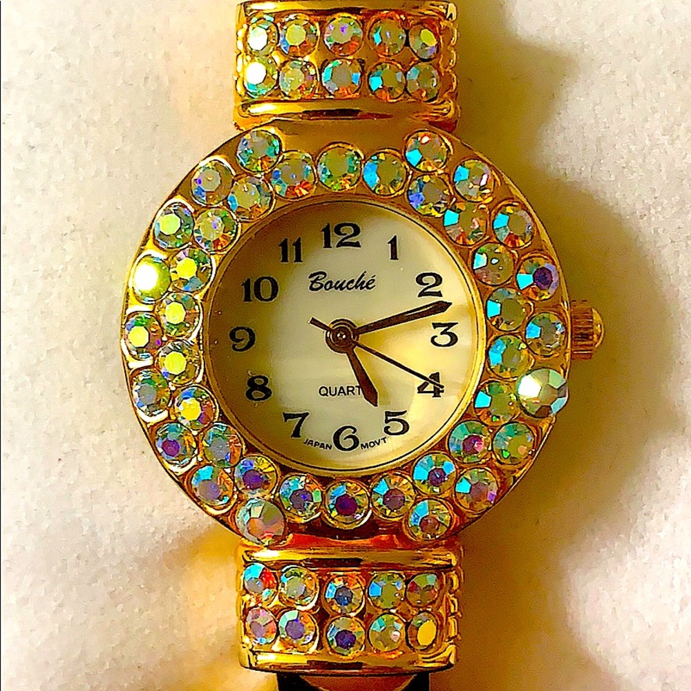 Bouche watch crystal cuff in goldtone euc 7”
